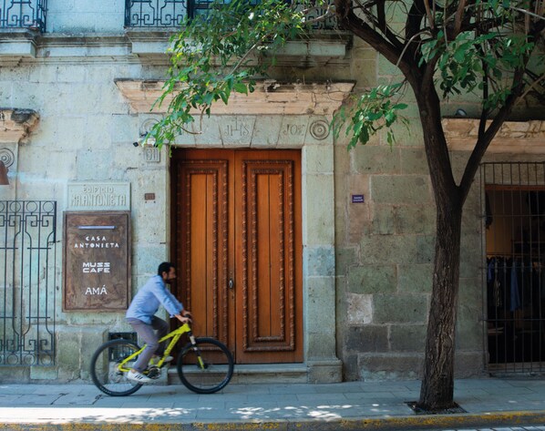 Front of property - Casa Antonieta (Oaxaca)