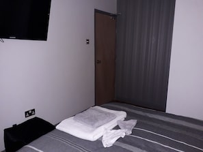 Luxury Double Room, 1 King Bed, Non Smoking, Hill View | Individually decorated, individually furnished, iron/ironing board