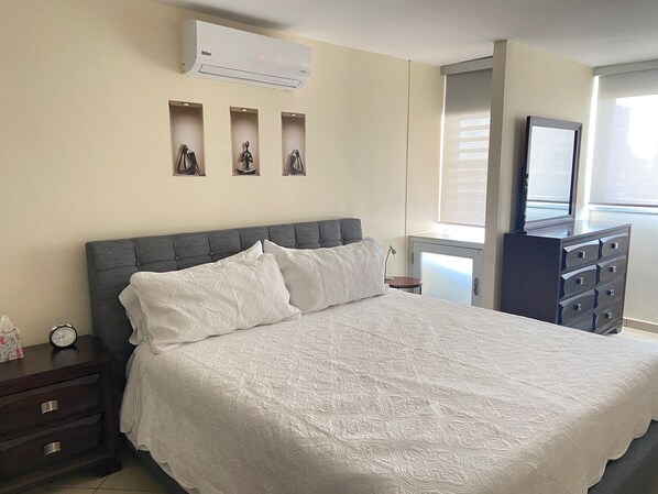 2 bedrooms, iron/ironing board, WiFi (free), bed sheets