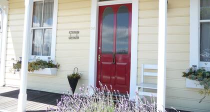 Spoil yourself at Strupak Cottage