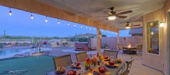 Golfing/Hiking Oasis: Mt VIEWS, Htd POOL, Spa, Putting Green, TVs All BRs