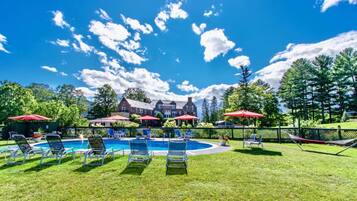 Indoor pool, a heated pool