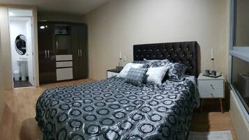 3 Schlafzimmer, Bügeleisen/Bügelbrett, WLAN, Bettwäsche