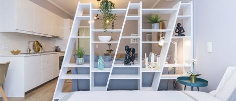 1 slaapkamer, een strijkplank/strijkijzer, wifi, beddengoed