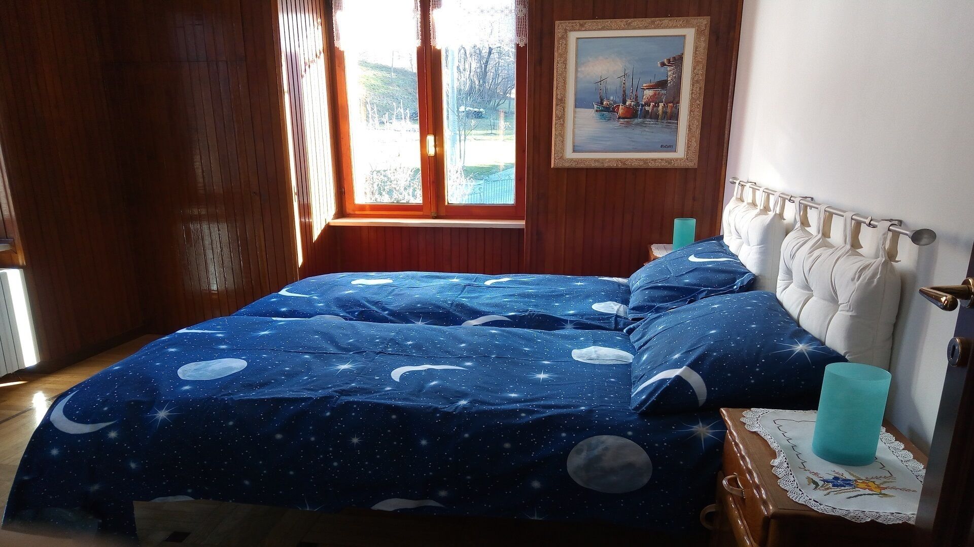 3 Schlafzimmer, Schreibtisch, Bügeleisen/Bügelbrett, WLAN