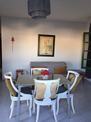 Dining - Casangeles Holiday Homes (Mozaga)