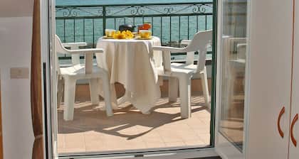 Arma Di Taggia: Apartment/ flat - Taggia