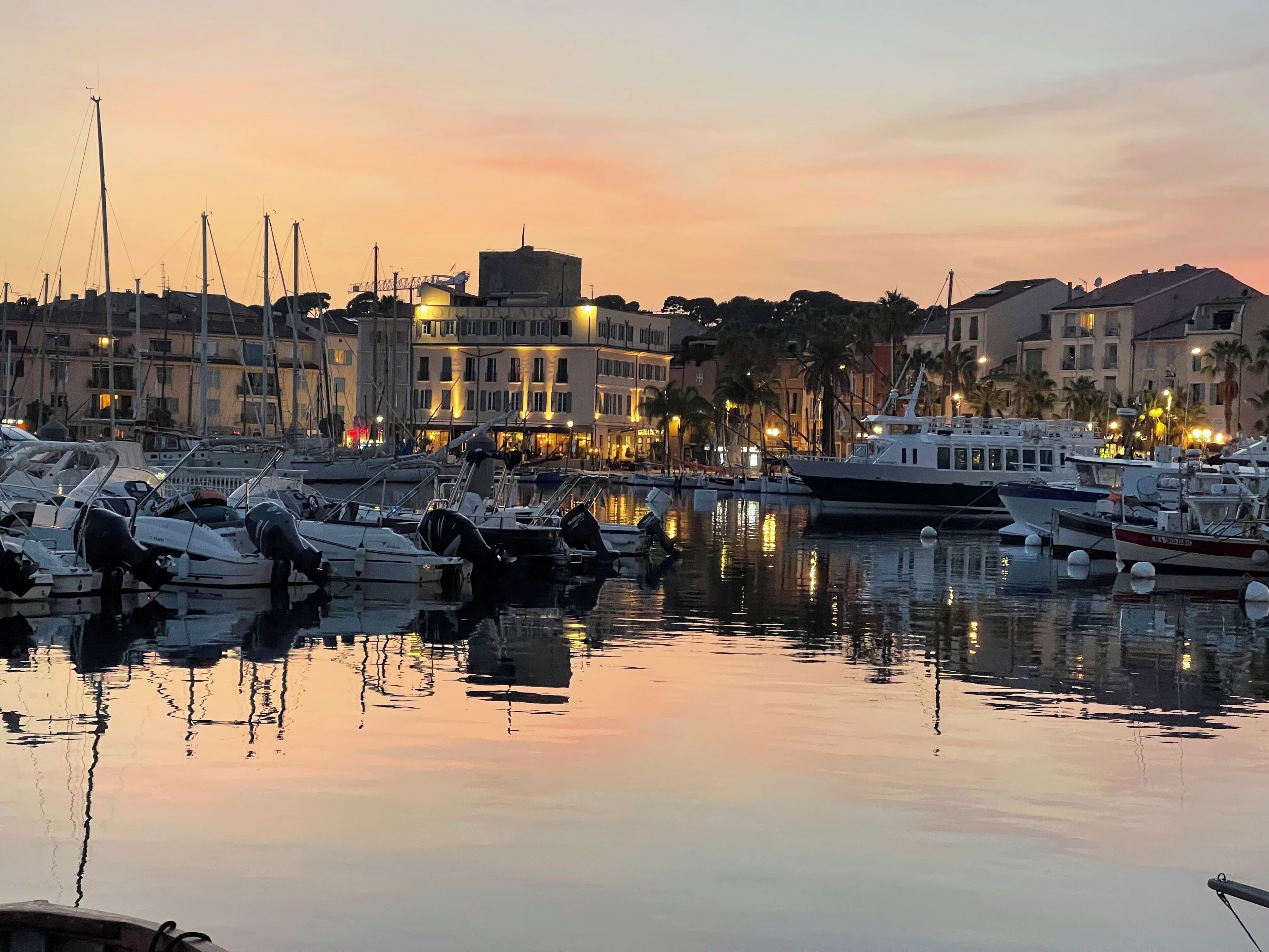 Marina/club náutico