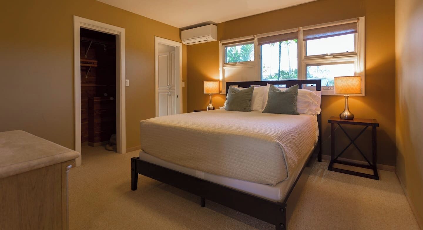 8 bedrooms, iron/ironing board, travel crib, free WiFi