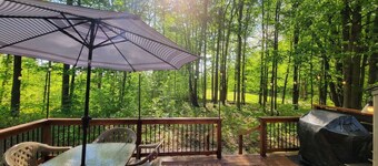 Beautiful End Unit Condo with Pool - Discounted Summer Dates Remain!