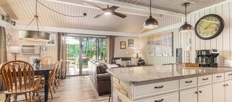 Beautiful End Unit Condo with Pool - Minutes to Skiing & Golf