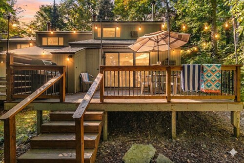 Townhouse with Pool | Game room | Close to Golf