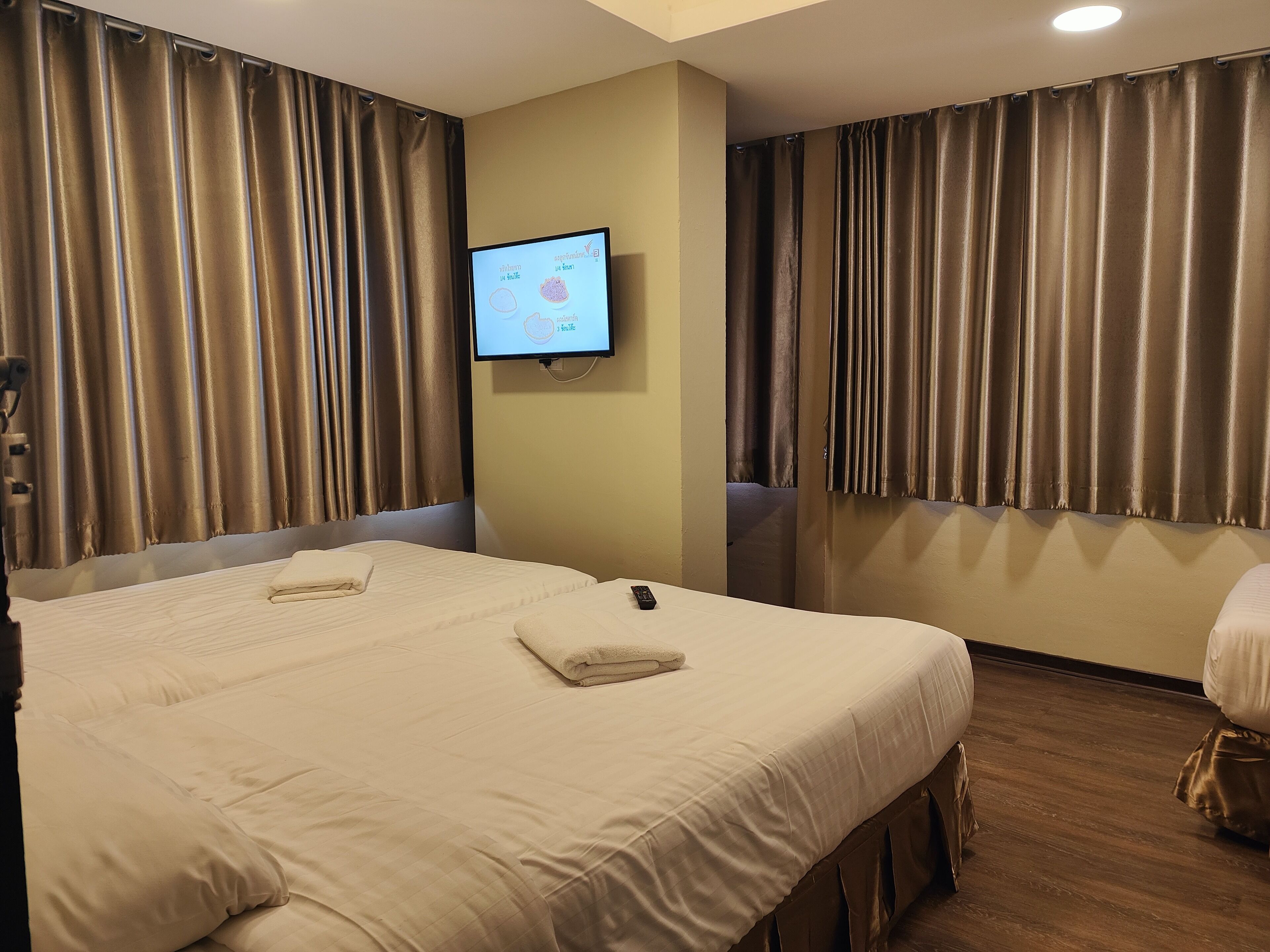 deluxe triple room | premium bedding, minibar, in-room safe, free wifi