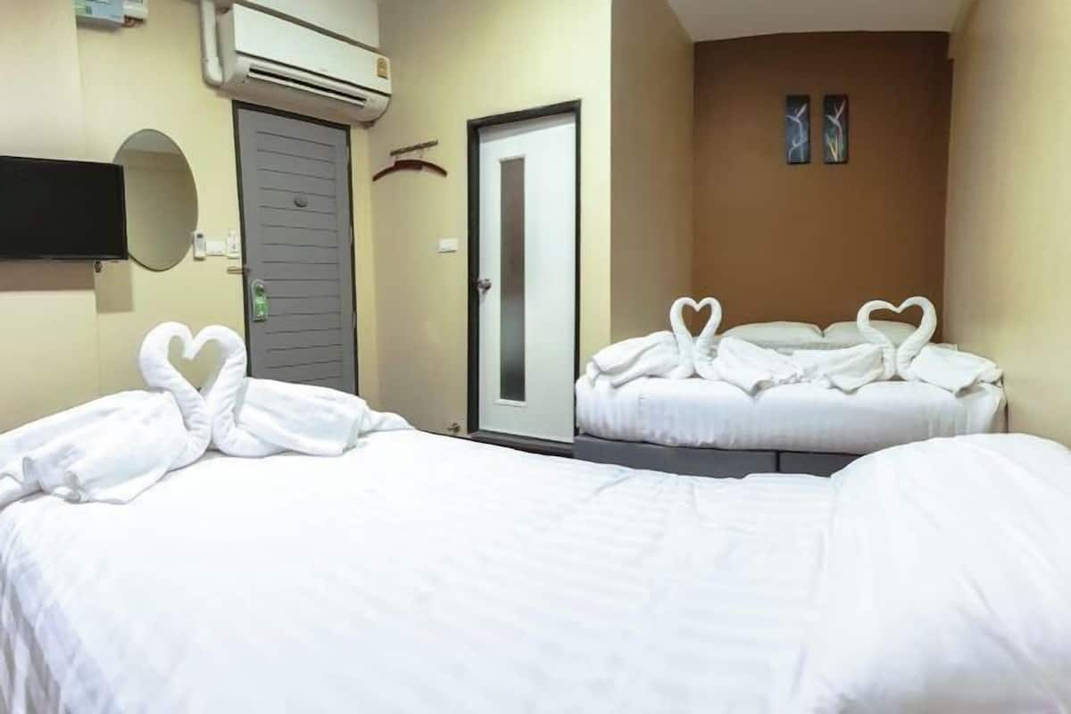 Ropa de cama de alta calidad y minibar