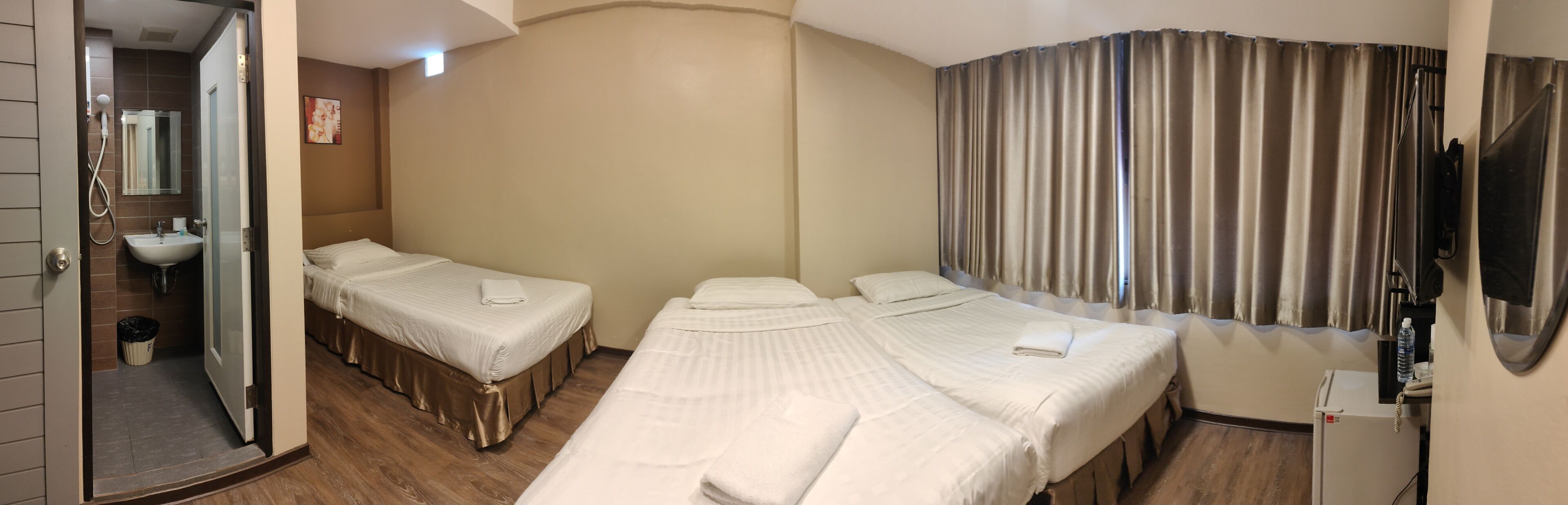 deluxe triple room | premium bedding, minibar, in-room safe, free wifi