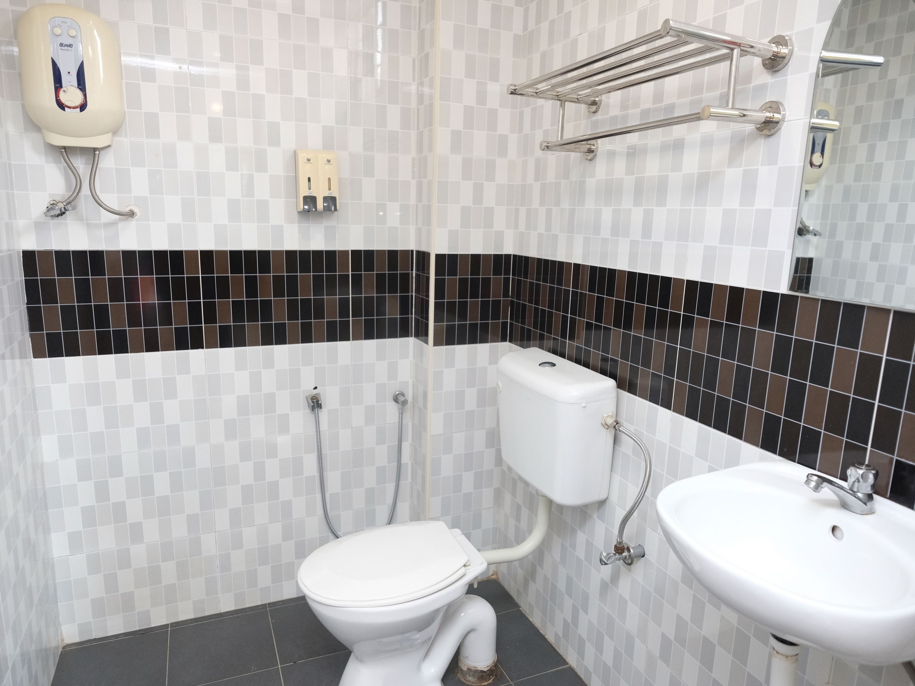 Foto - Hotel De' Tees, Masai Utama