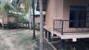 Habitación doble Deluxe, 1 cama King size, para no fumadores, vista al jardín | Insonorización 