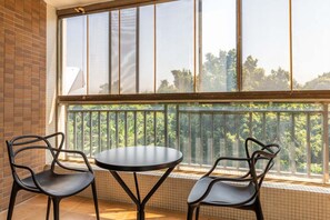 Suite, 3 Schlafzimmer | 3 Schlafzimmer, Verdunkelungsvorhänge, kostenloses WLAN, Bettwäsche