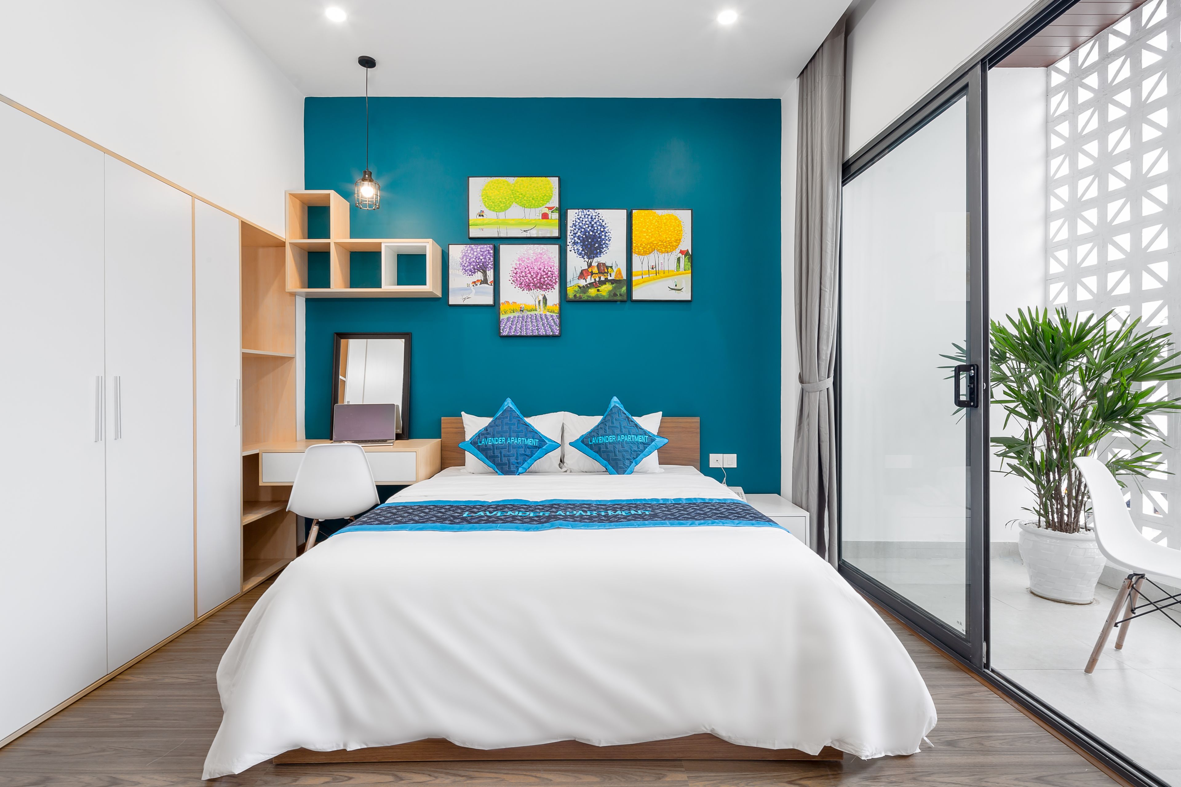 studio suite, 1 king bed with sofa bed | desk, blackout curtains, soundproofing