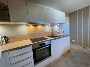 Unclassified image, 2 of 29, button - Vacation apartment with balcony incl. beach chair Ostseebad Binz (9) - Holiday apartment with balcony (Binz)