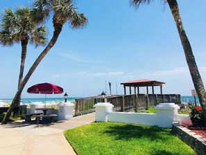 Terrace/patio - Beautiful Emerald Beach Condo (Fort Walton Beach)