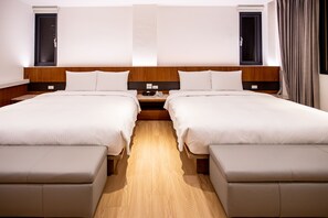 Cortinas blackout, quartos à prova de som, Wi-Fi de cortesia