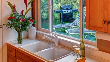 Réfrigérateur, micro-ondes, four, lave-vaisselle