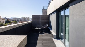 ห้องสแตนดาร์ด, เตียงเดี่ยว 2 เตียง (Free Breakfast) | โต๊ะทำงาน, ห้องเก็บเสียง, เตารีด/โต๊ะรีดผ้า, Wi-Fi ฟรี