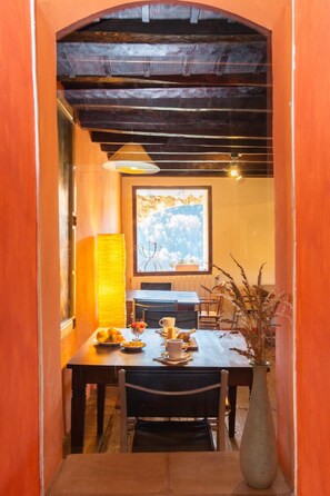 Interior - La Costa de Mollo (Mollo)