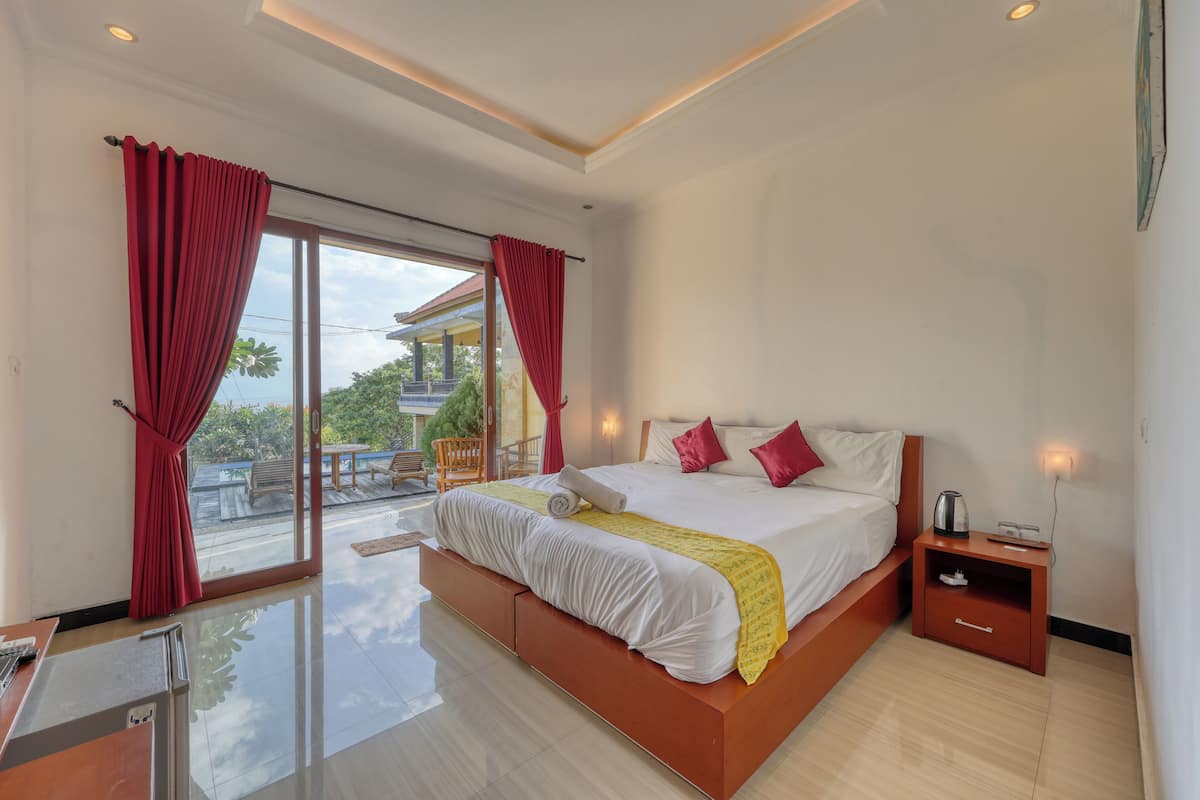 Double Room, Pool View | Desk, free WiFi, bed sheets