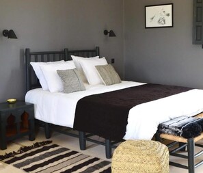 Standard-Suite, Nichtraucher | Verdunkelungsvorhänge, kostenlose Babybetten, Bettwäsche