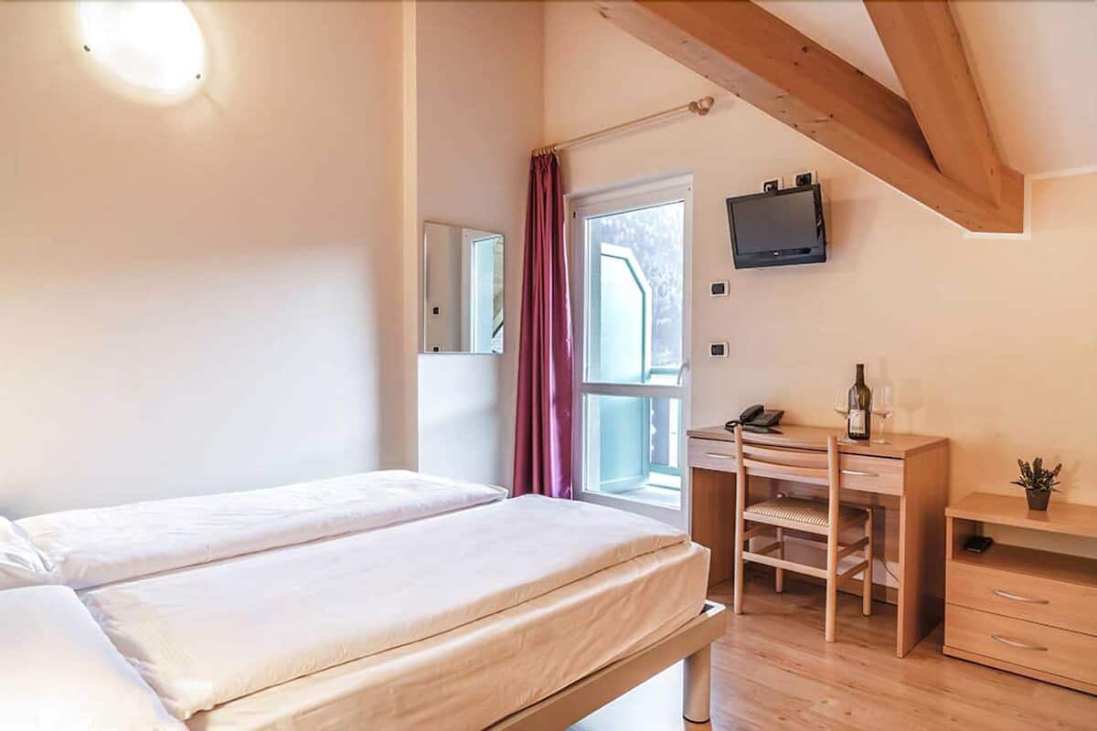 Standard Double or Twin Room | In-room safe, blackout curtains, free WiFi, bed sheets