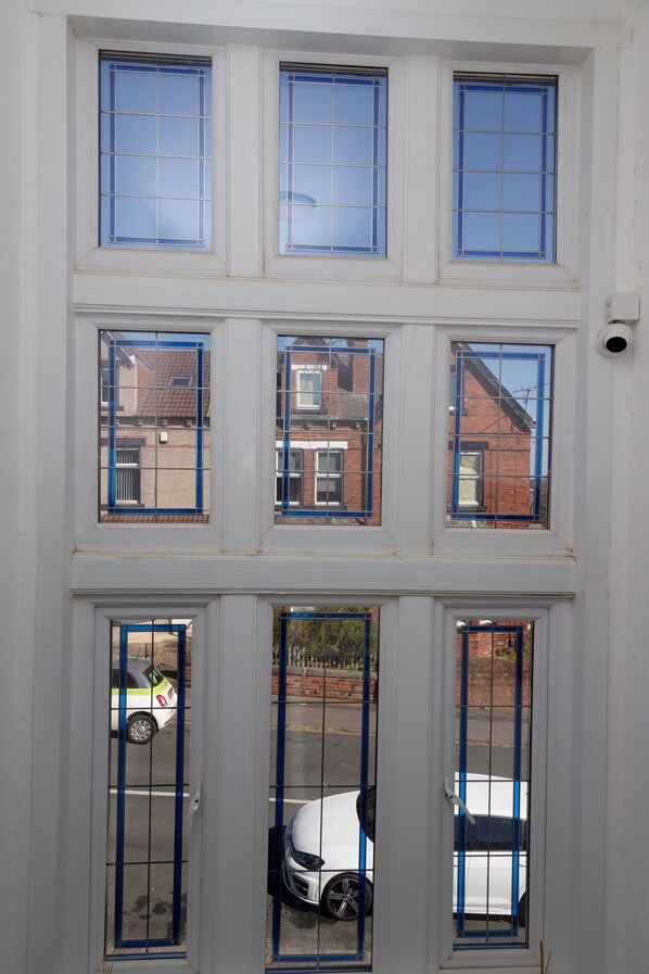 Exterior - Kirkstall House (Leeds)