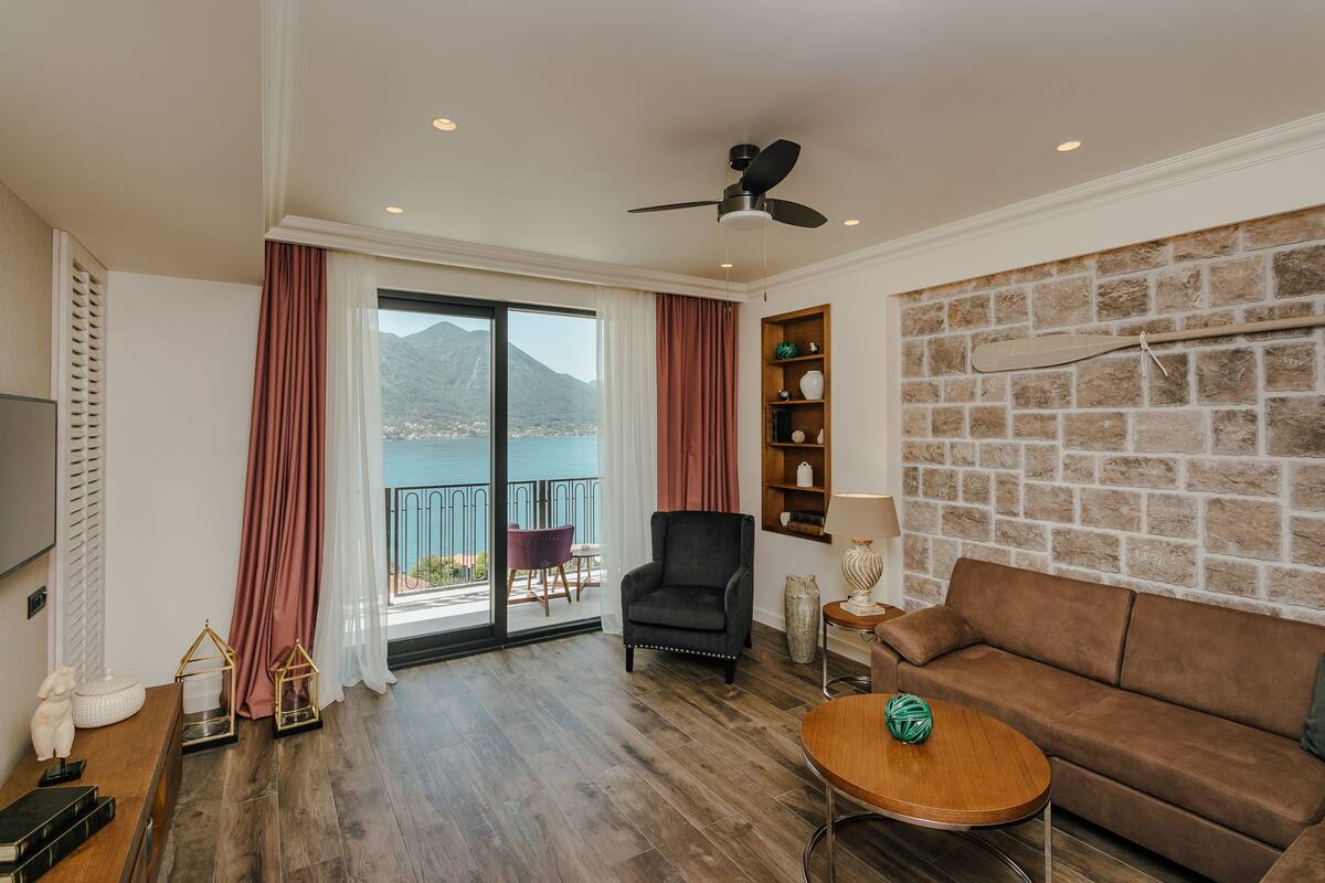 deluxe suite, 1 bedroom, sea view | view from room