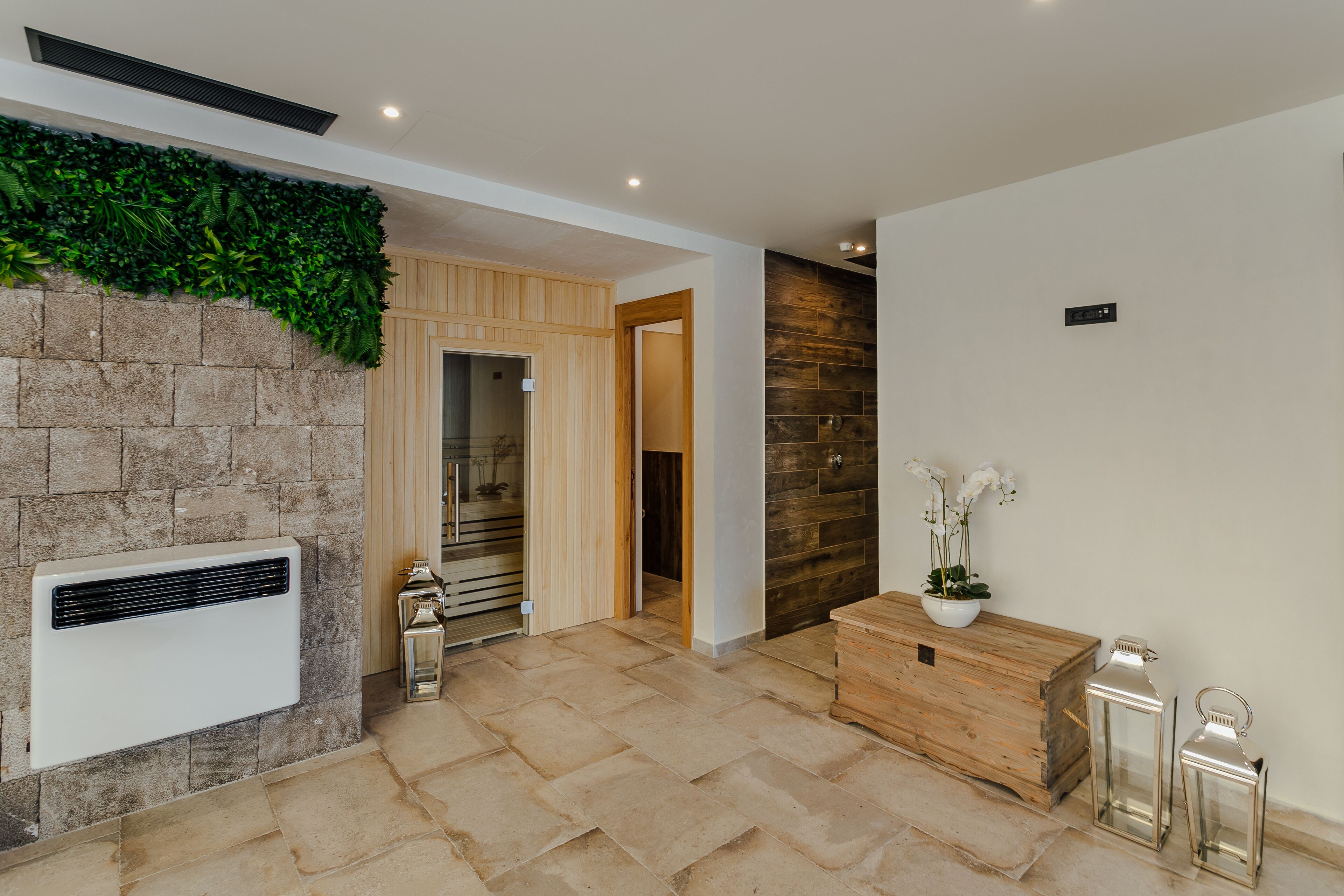 couples treatment room(s), body treatments, aromatherapy