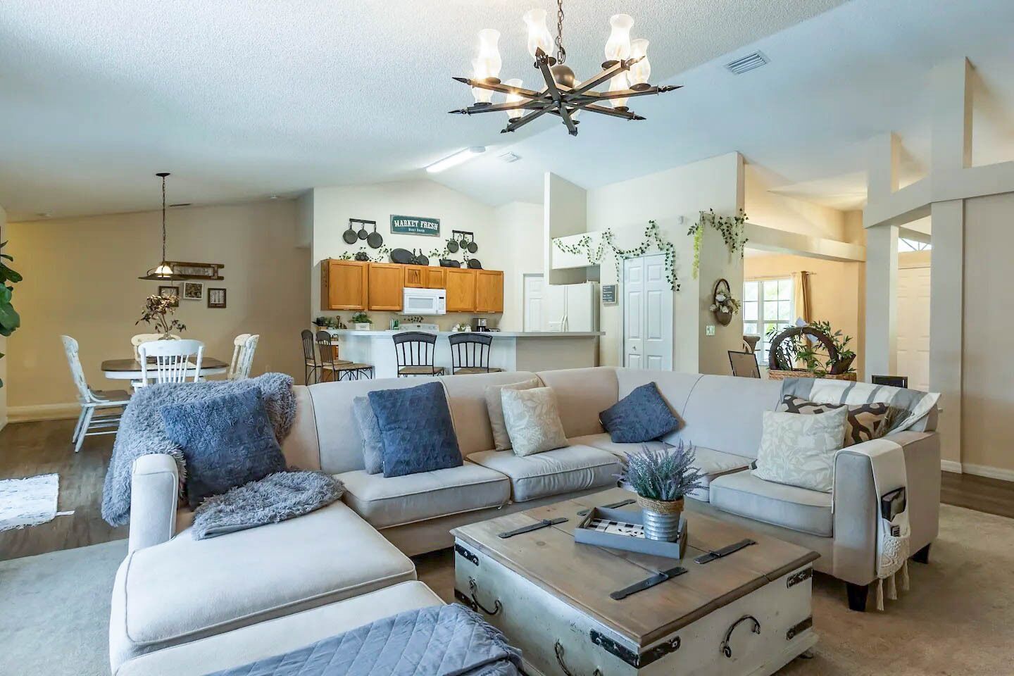 Smart TV, table tennis, toys, books