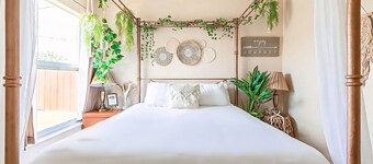 The Farmhouse Retreat-  Pool Home w/ Game Room