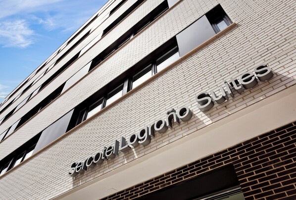 Front of property - Sercotel Logroño Suites (Logroño)