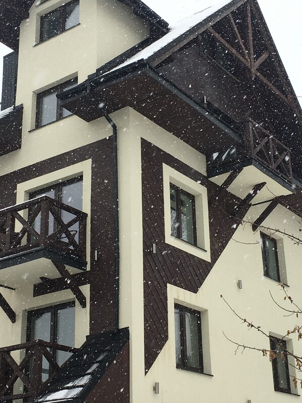 Fachada de la propiedad