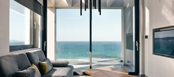 Sueño LUXURY VILLA 180 Iconic Sea View