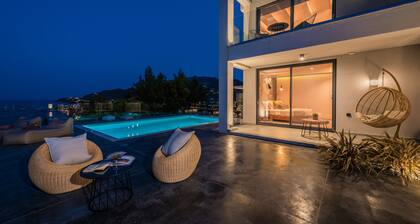 Sueño LUXURY VILLA 180 Iconic Sea View
