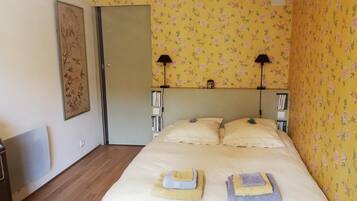 Figuier Chambre Double | 2 bedrooms, individually decorated, individually furnished