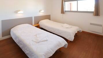 Apartment, 2 Bedrooms (Appartements 3 pièces 4/6 pers.) | Free cribs/infant beds