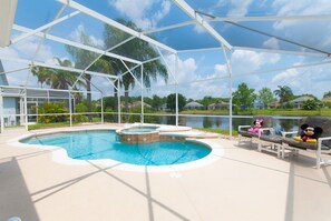 Outdoor pool, a heated pool - Stunning Lakeview Pool/Spa-Games Room,Free Wi-Fi, 2 mls to Disney  (Kissimmee)
