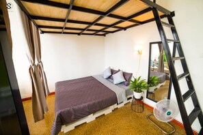 1 chambre, coffres-forts dans les chambres, fer et planche à repasser