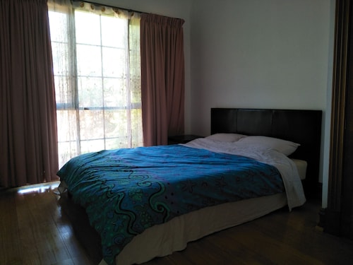 ホーソーンファミリーホームズアットラージスペース