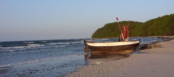 Modern, quiet apartment close to the beach on the outskirts of Binz with balcony