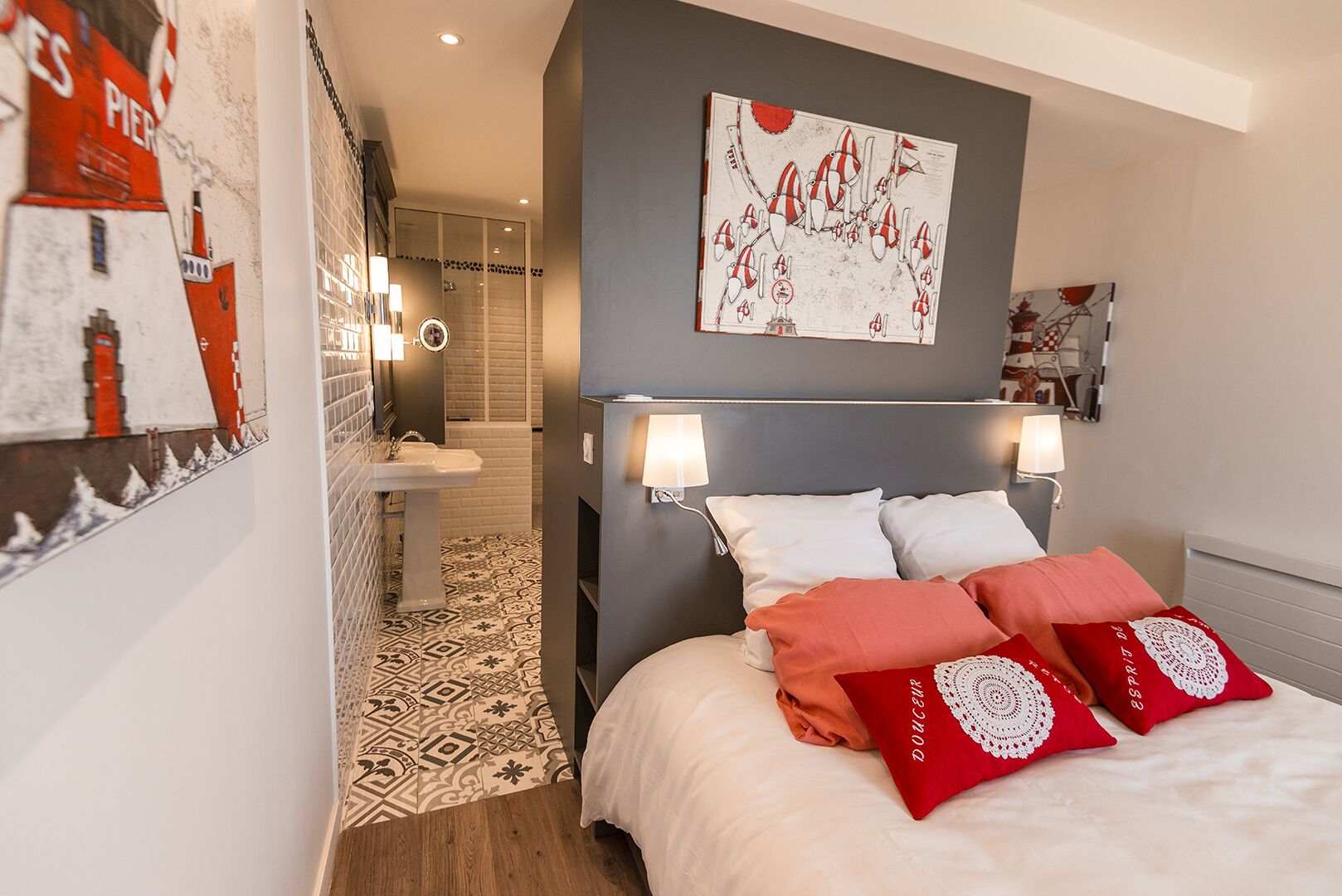 5 slaapkamers, een strijkplank/strijkijzer, gratis wifi, beddengoed