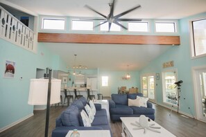 Smart TV, reproductor de DVD y estéreo 