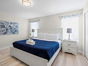 4 Schlafzimmer, Bügeleisen/Bügelbrett, Internetzugang, Bettwäsche
